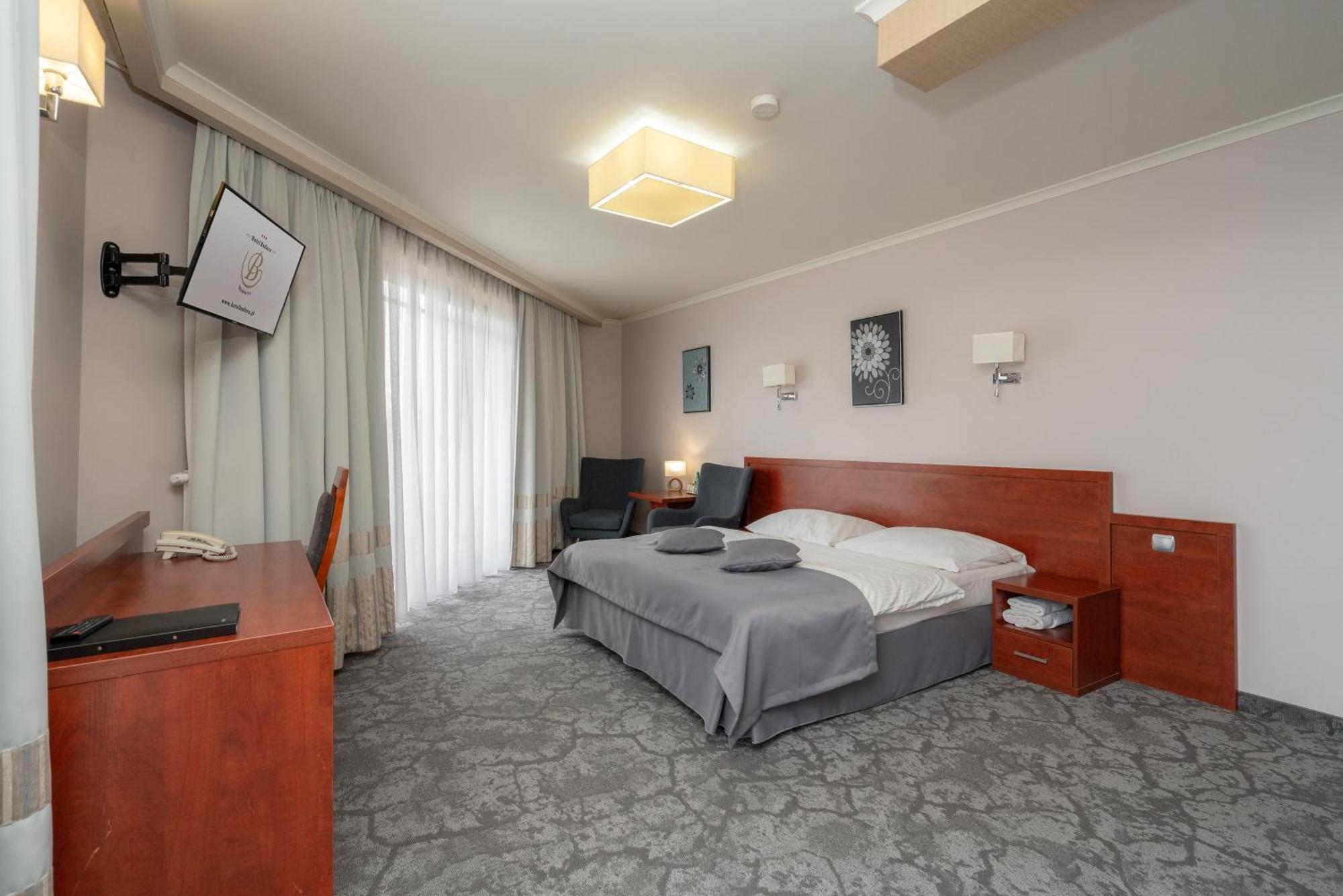 Hotel Badura วาโดวิเซ ภายนอก รูปภาพ